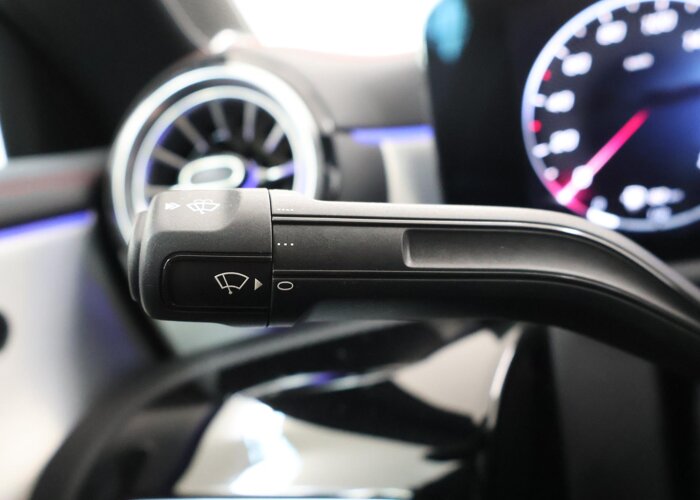 Mercedes-Benz CLA-Klasse 180 Business Solution AMG
