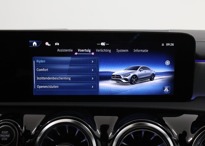 Mercedes-Benz CLA-Klasse 180 Business Solution AMG