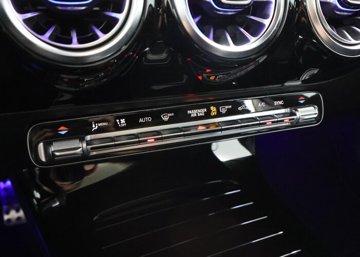 Mercedes-Benz CLA-Klasse 180 Business Solution AMG