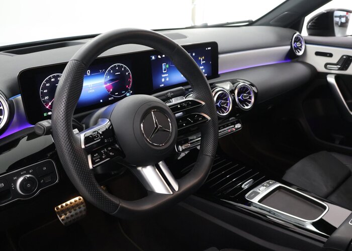 Mercedes-Benz A-Klasse 180 Business Solution AMG
