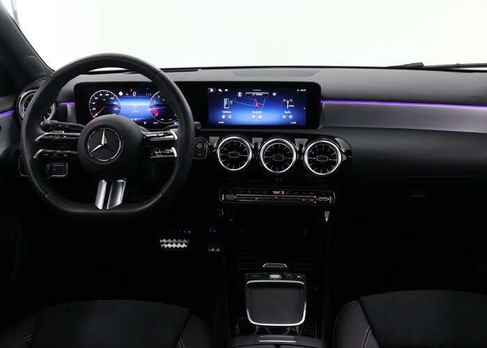 Mercedes-Benz A-Klasse 180 Business Solution AMG