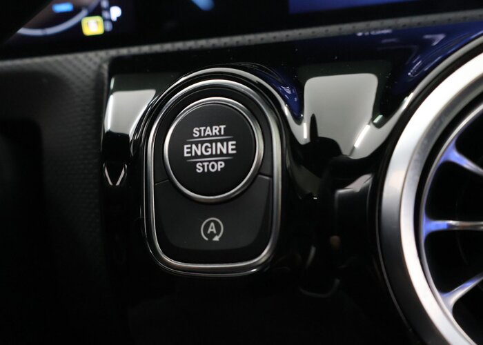 Mercedes-Benz A-Klasse 180 Business Solution AMG