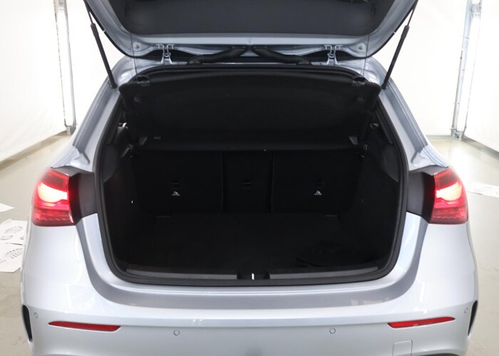 Mercedes-Benz A-Klasse 180 Business Solution AMG