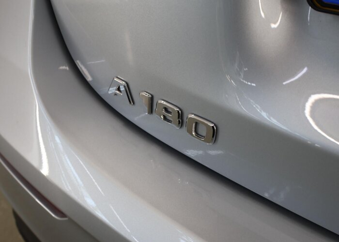 Mercedes-Benz A-Klasse 180 Business Solution AMG