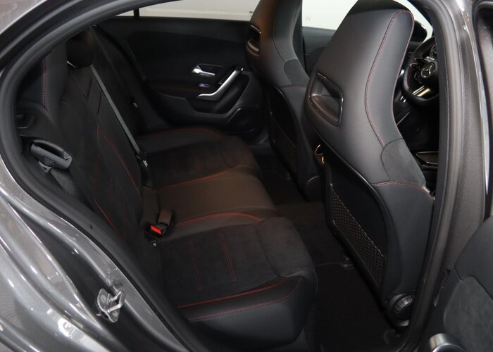 Mercedes-Benz A-Klasse 250 e Business Solution AMG