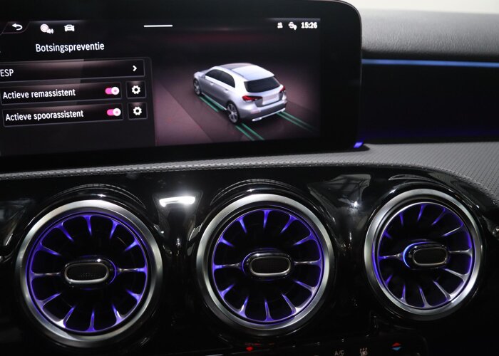 Mercedes-Benz A-Klasse 250 e Business Solution AMG