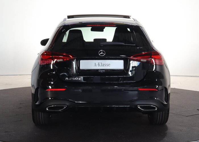 Mercedes-Benz A-Klasse 250 e Business Solution AMG