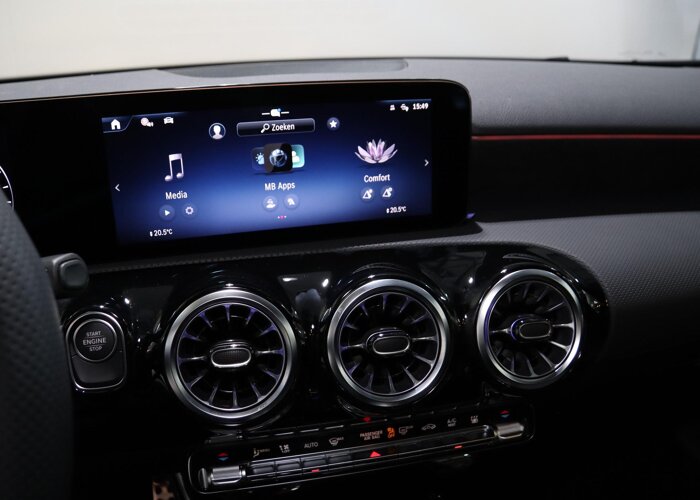 Mercedes-Benz A-Klasse 250 e Business Solution AMG