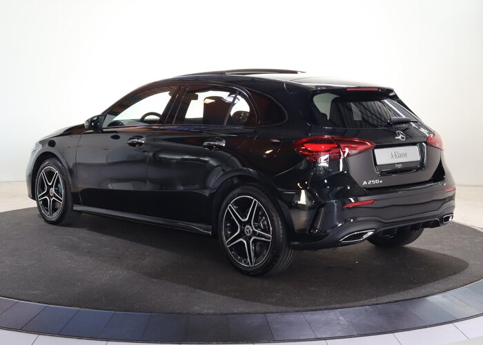 Mercedes-Benz A-Klasse 250 e Business Solution AMG