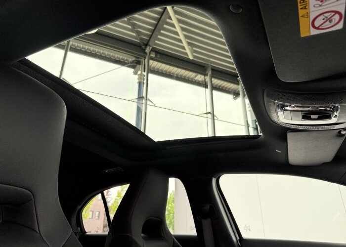 Mercedes-Benz A-Klasse 250 e Star Edition AMG Line