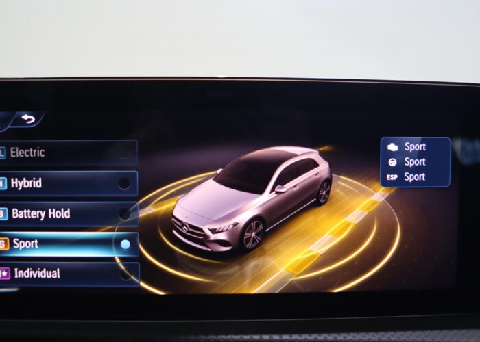 Mercedes-Benz A-Klasse 250 e Business Solution AMG