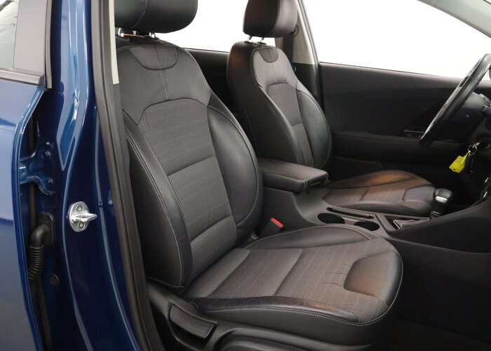 Kia Niro 1.6 GDi Hybrid First Edition