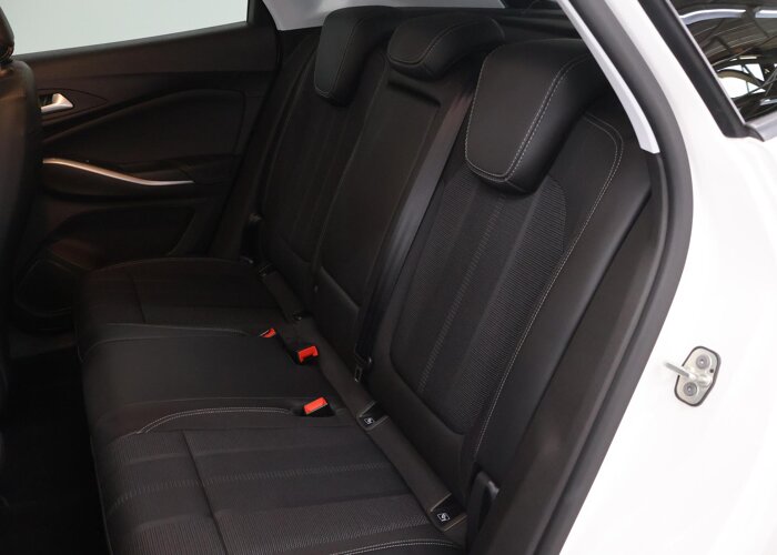 Opel Grandland 1.2 Turbo Level 4