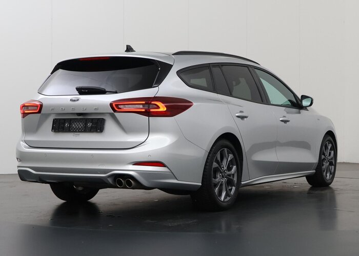 Ford Focus 1.0 EcoBoost Hybrid ST Line X
