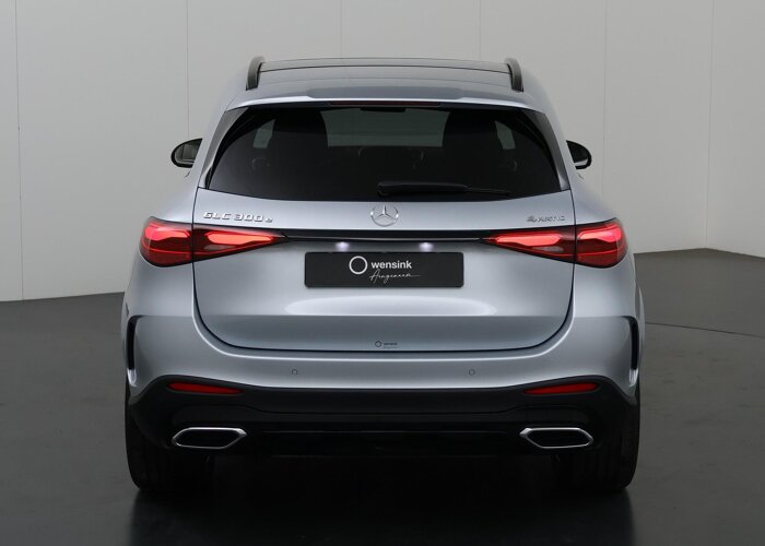Mercedes-Benz GLC 300e 4MATIC Sport Edition