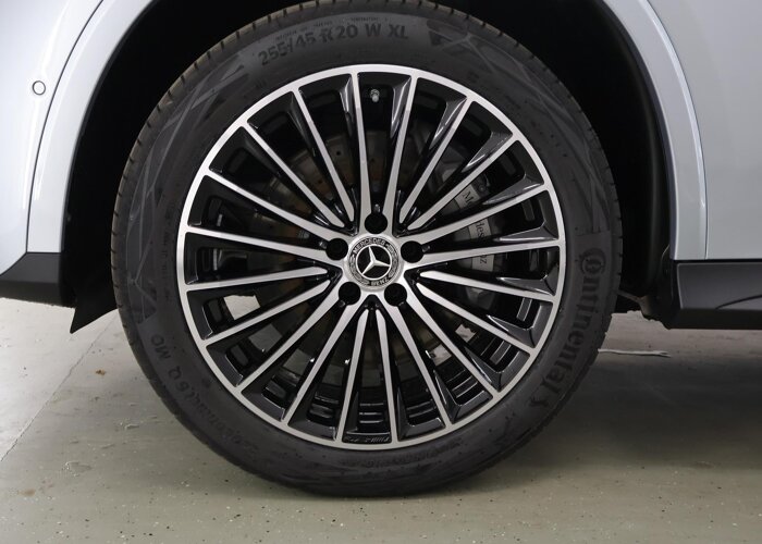 Mercedes-Benz GLC 300e 4MATIC Sport Edition