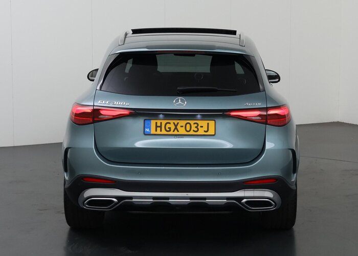 Mercedes-Benz GLC 300e 4MATIC Sport Edition
