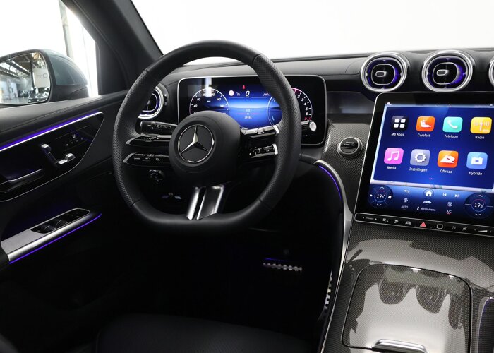 Mercedes-Benz GLC 300e 4MATIC Sport Edition