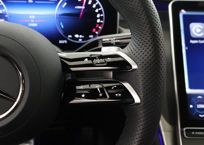 Mercedes-Benz GLC 300e 4MATIC Sport Edition