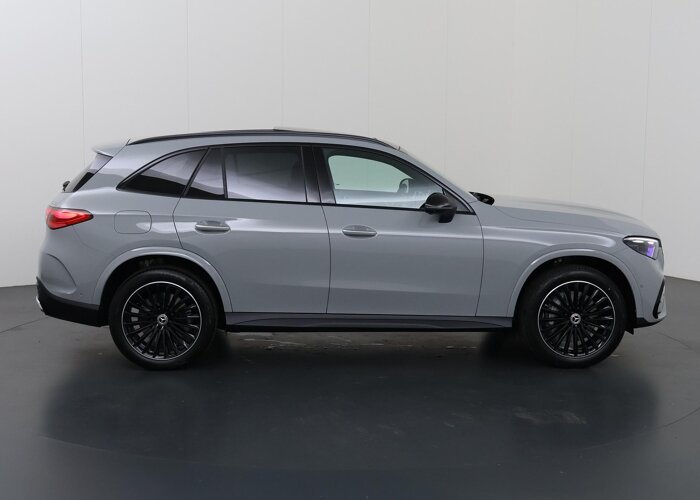 Mercedes-Benz GLC 300e 4MATIC Business Solution AMG
