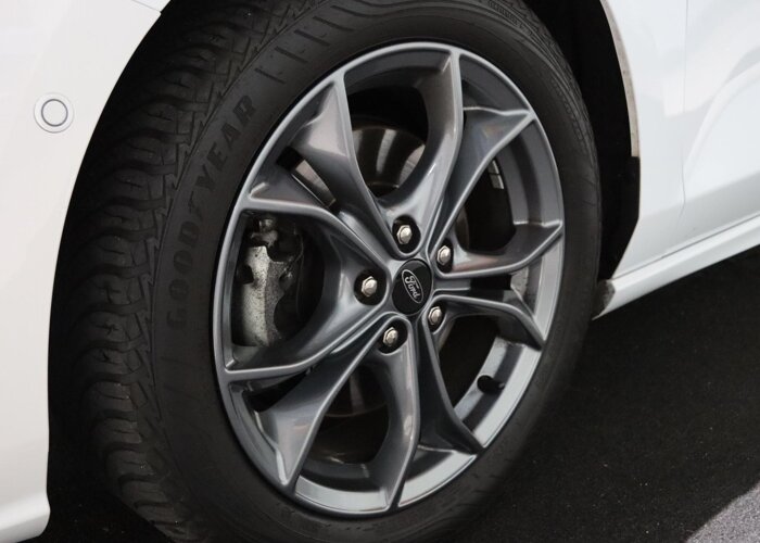 Ford FOCUS Wagon 1.5 EcoBoost ST Line Business
