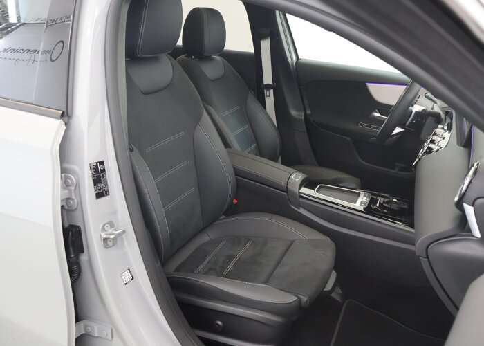 Mercedes-Benz A-Klasse 180 Limousine Business Solution AMG