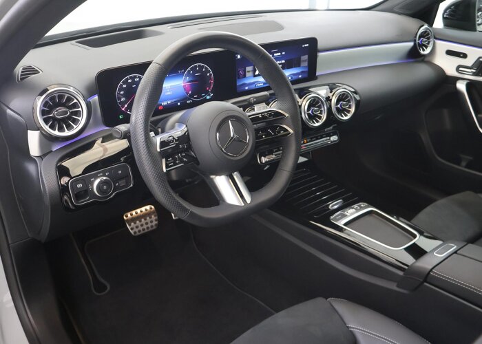 Mercedes-Benz A-Klasse 180 Limousine Business Solution AMG