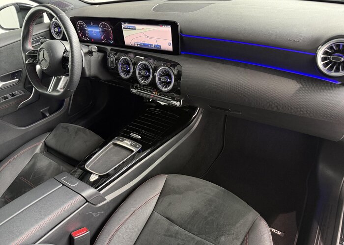 Mercedes-Benz A-Klasse 180 Business Solution AMG