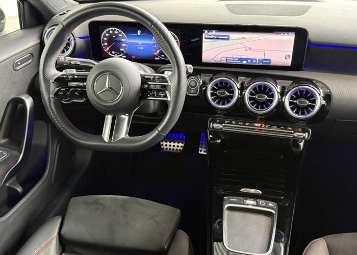 Mercedes-Benz A-Klasse 180 Business Solution AMG