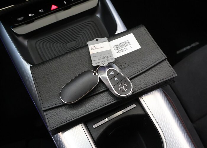 Mercedes-Benz CLA-Klasse 180 Business Solution AMG