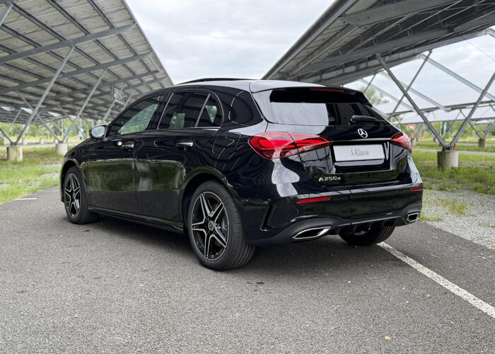 Mercedes-Benz A-Klasse 250 e Business Solution AMG