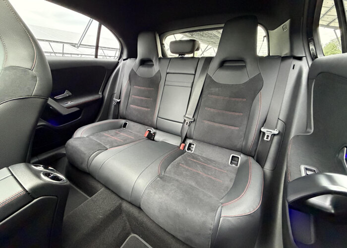 Mercedes-Benz A-Klasse 250 e Business Solution AMG