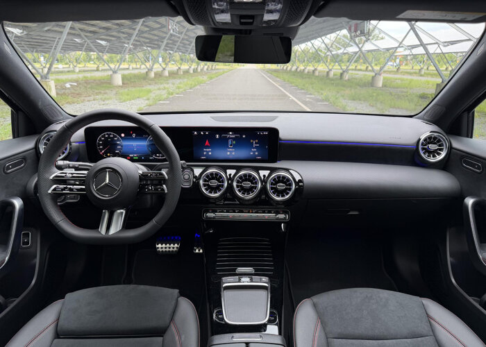 Mercedes-Benz A-Klasse 250 e Business Solution AMG