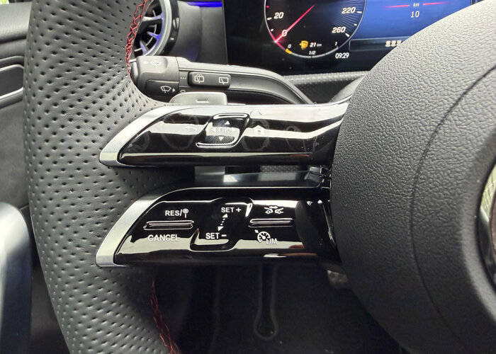 Mercedes-Benz A-Klasse 250 e Business Solution AMG