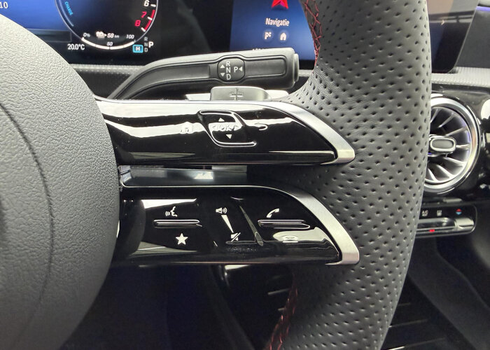 Mercedes-Benz A-Klasse 250 e Business Solution AMG