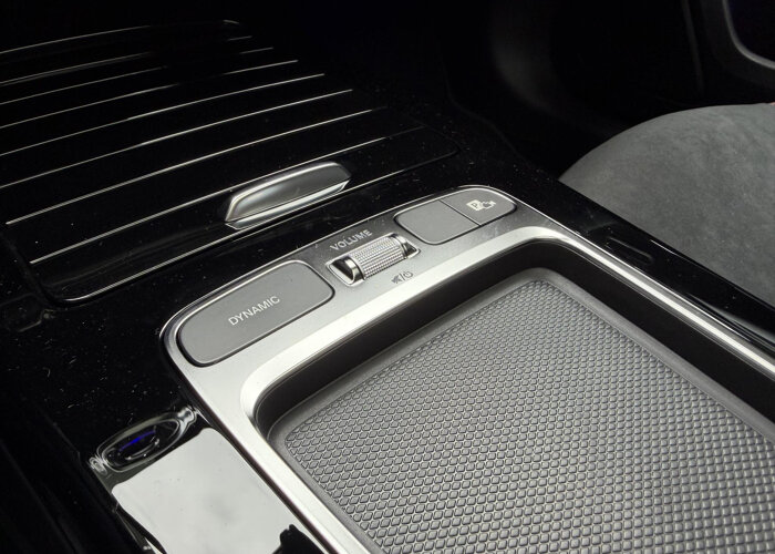 Mercedes-Benz A-Klasse 250 e Business Solution AMG