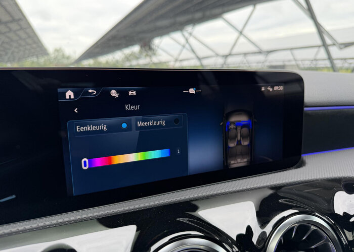 Mercedes-Benz A-Klasse 250 e Business Solution AMG