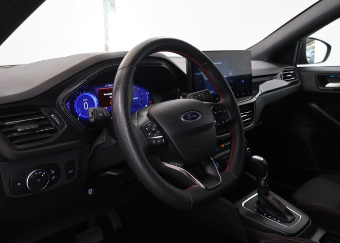 Ford FOCUS Wagon 1.0 EcoBoost Hybrid ST Line X