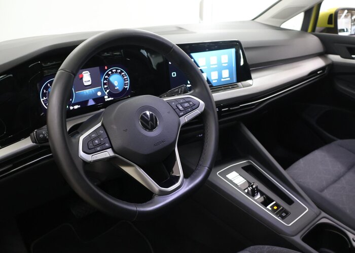 Volkswagen Golf 1.0 eTSI Life