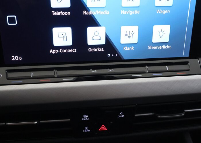 Volkswagen Golf 1.0 eTSI Life
