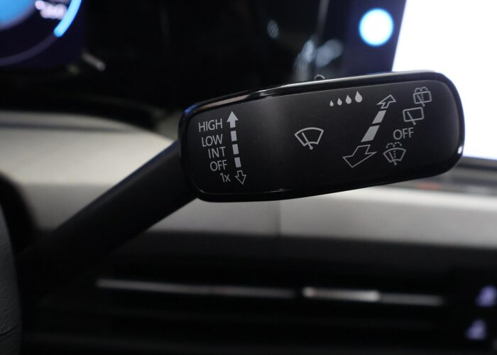 Volkswagen Golf 1.0 eTSI Life