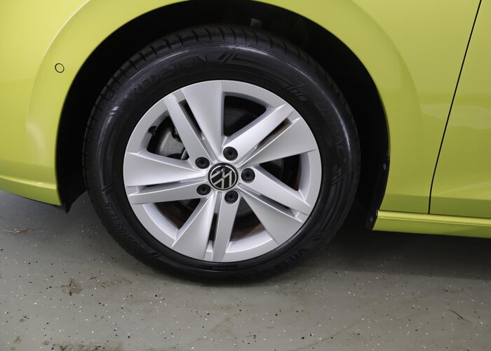 Volkswagen Golf 1.0 eTSI Life