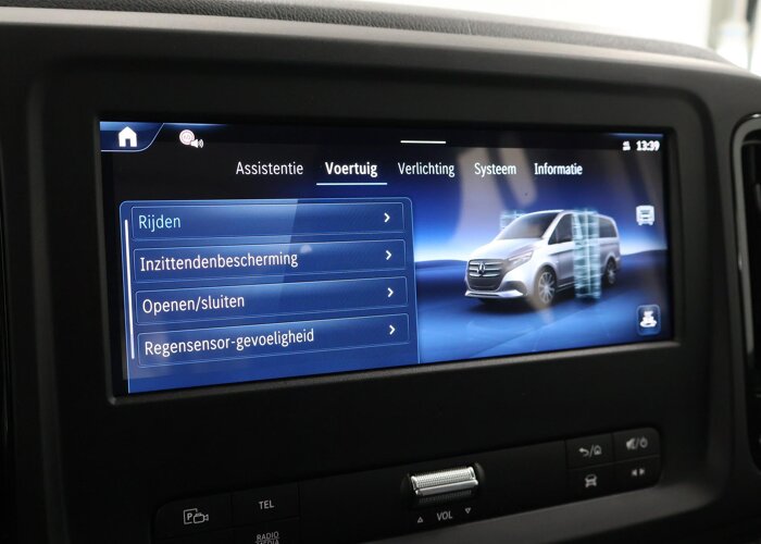 Mercedes-Benz EVITO TOURER 129 L2 PRO 90kWh