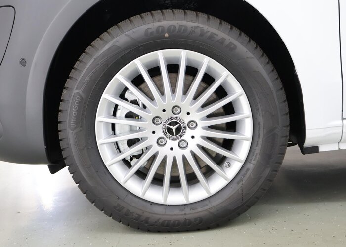Mercedes-Benz EVITO TOURER 129 L2 PRO 90kWh