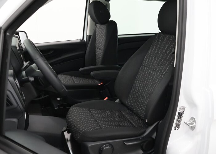 Mercedes-Benz EVITO TOURER 129 L2 PRO 90kWh