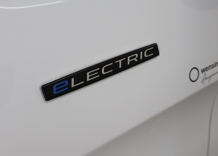 Mercedes-Benz EVITO TOURER 129 L2 PRO 90kWh