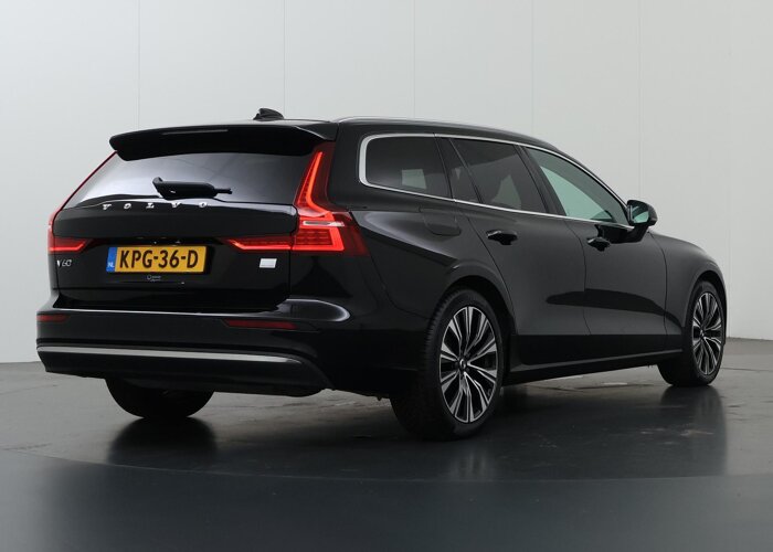 Volvo V60 2.0 T6 Plug-in hybrid AWD Plus Bright