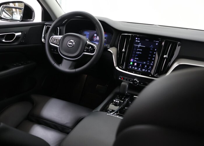 Volvo V60 2.0 T6 Plug-in hybrid AWD Plus Bright