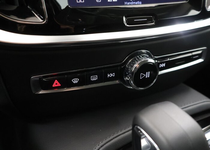 Volvo V60 2.0 T6 Plug-in hybrid AWD Plus Bright