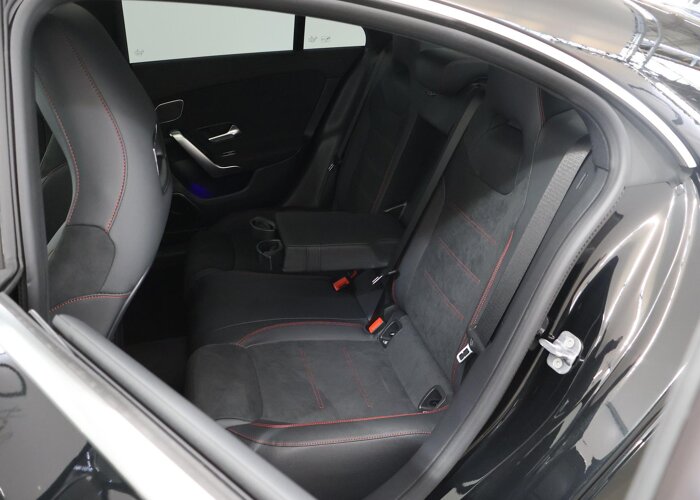Mercedes-Benz CLA-Klasse 180 Business Solution AMG